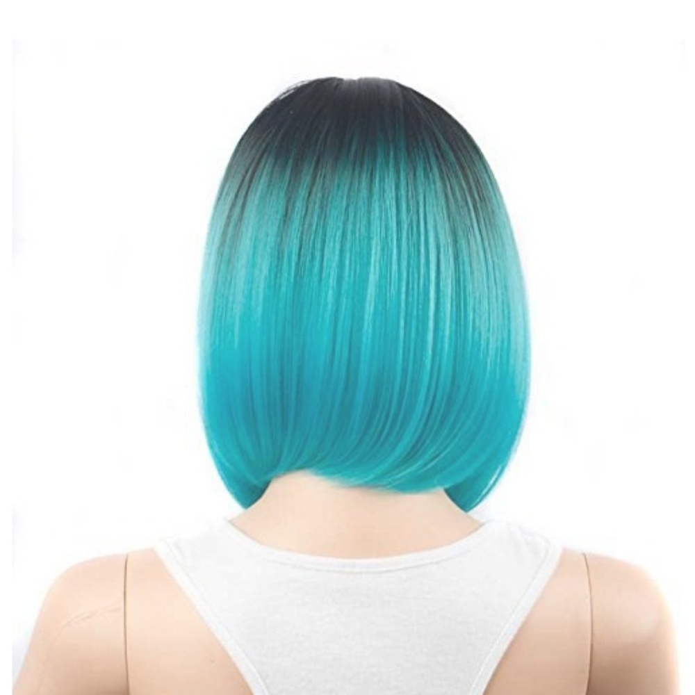Ombre Emerald Bob Wig - Picture 2 of 2